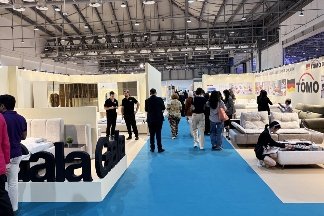 中国家具协会任玉平率团考察迪拜家具产业(图2)