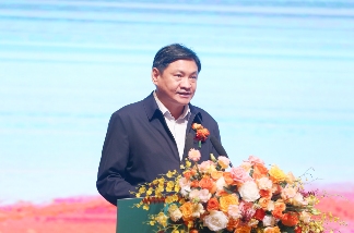 2025第九届中国·花园红木和家居文化博览会盛大开幕(图3)