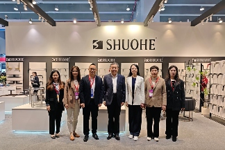 徐祥楠理事长参观第55届中国家博会（广州）办公商用及设备配料展(图19)