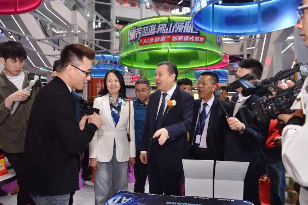 第47届国际龙家具展览会和第37届亚洲国际家具材料博览会盛大开幕(图10)