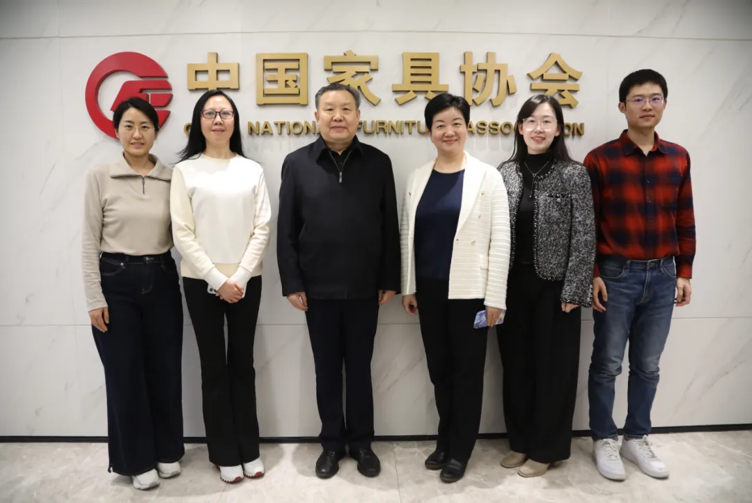 徐祥楠理事长会见宜家贸易（中国）有限公司总裁乔华一行(图1)