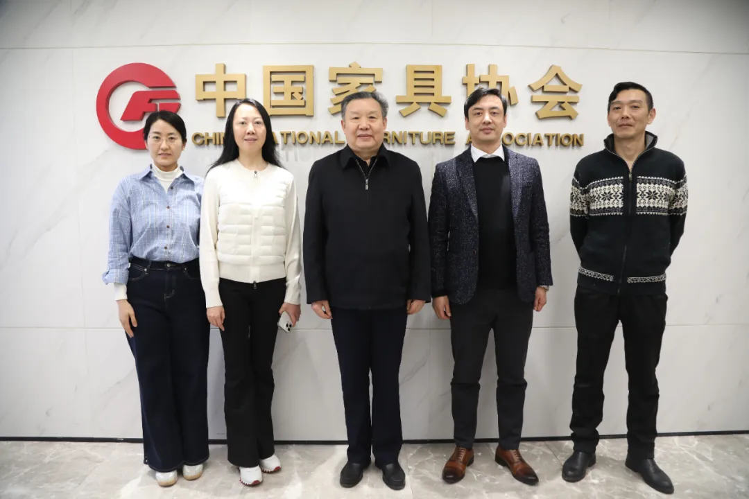 徐祥楠理事长会见福喜世中国区总经理王永卿一行(图1)