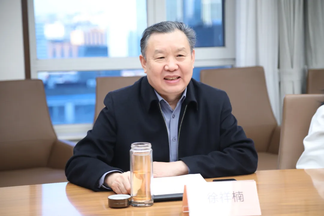 徐祥楠理事长会见乐从镇镇长陈子荣一行(图2)