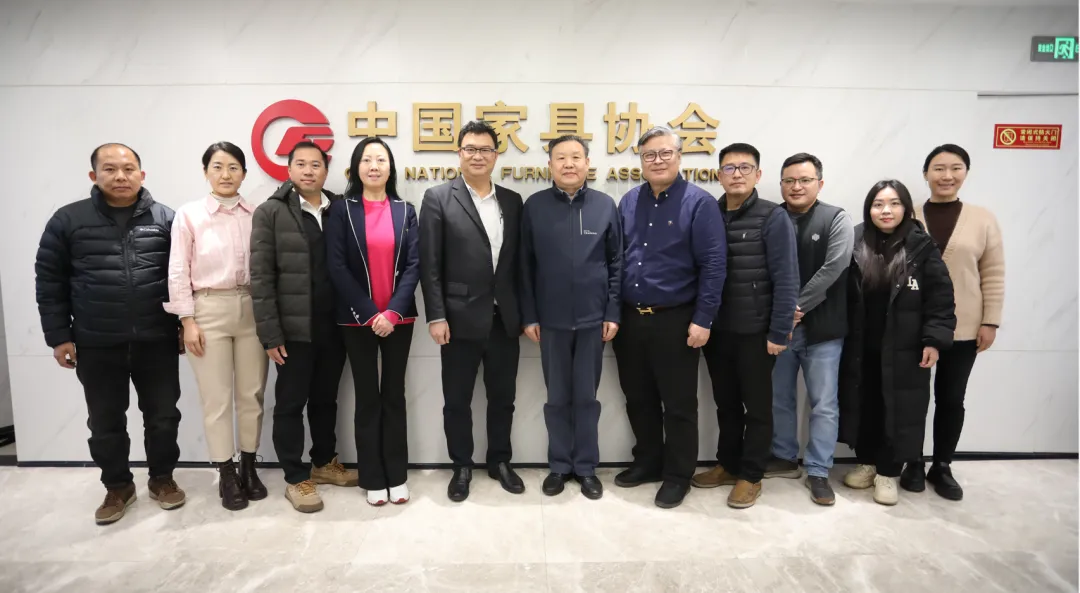 徐祥楠理事长会见中山市大涌镇党委书记李健华一行(图1)