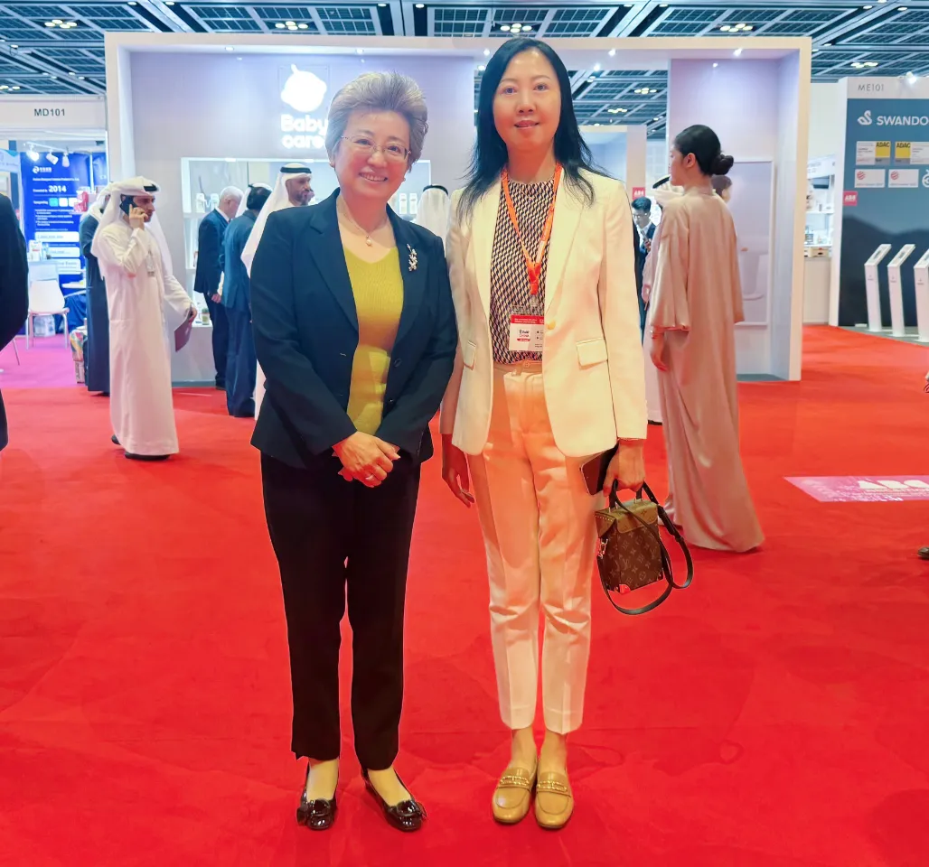 屠祺副理事长兼秘书长率团考察阿联酋家具产业(图1)