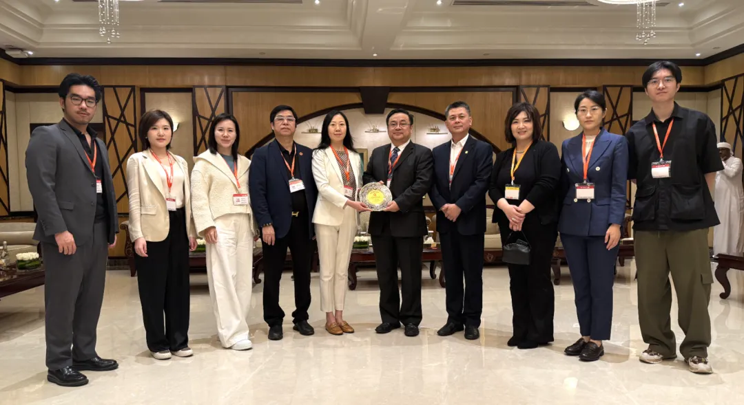 屠祺副理事长兼秘书长率团考察阿联酋家具产业(图15)