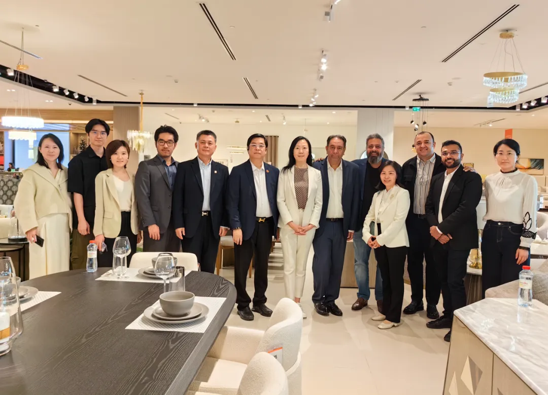 屠祺副理事长兼秘书长率团考察阿联酋家具产业(图23)