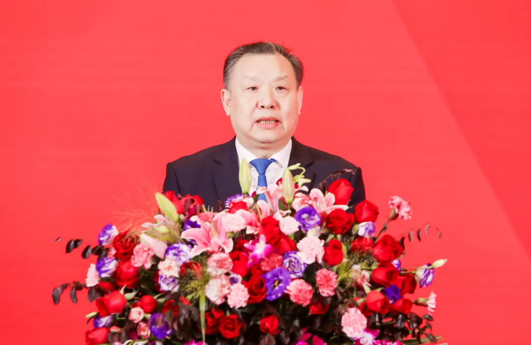 同心同行 共进共赢——中国家具协会第七届五次理事会在杭州成功举办(图2)