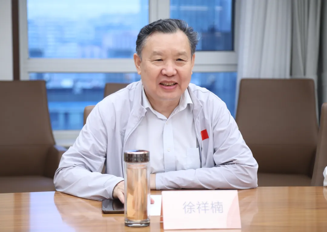 徐祥楠理事长会见厚街镇委副书记、镇长陈尚荣一行(图2)