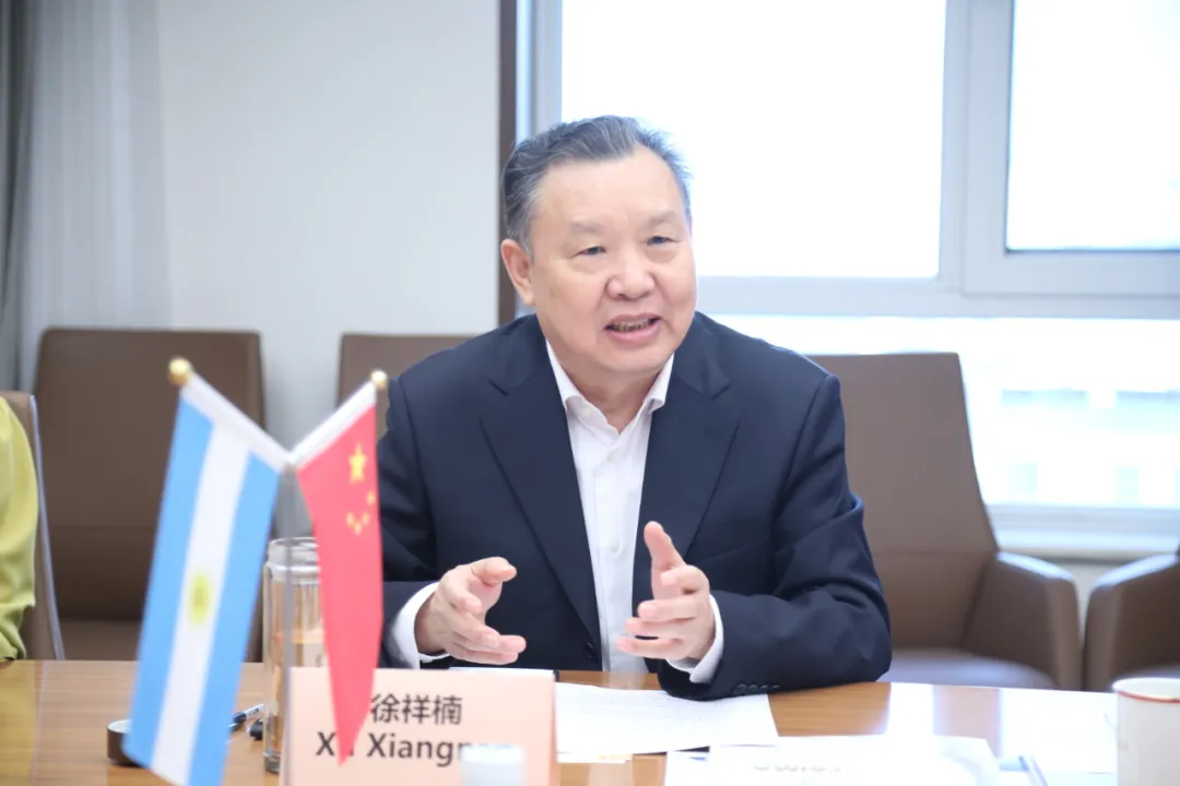 徐祥楠理事长会见阿根廷驻华大使馆木业代表团(图2)
