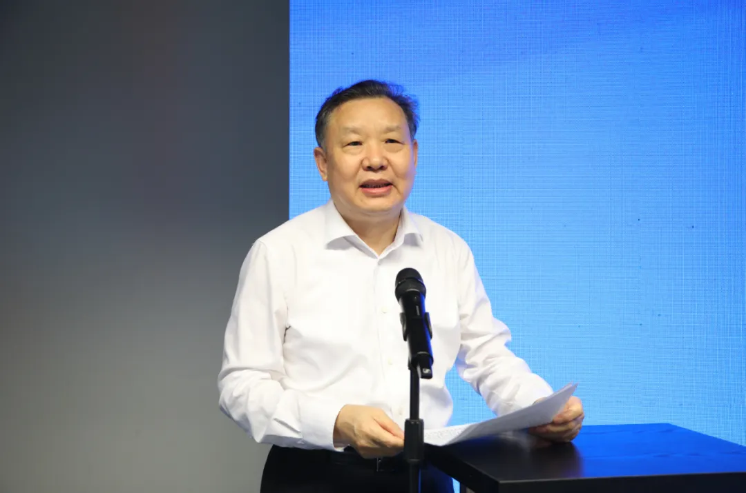 2024中国家具协会质量标准专业委员会年会在上海召开(图2)