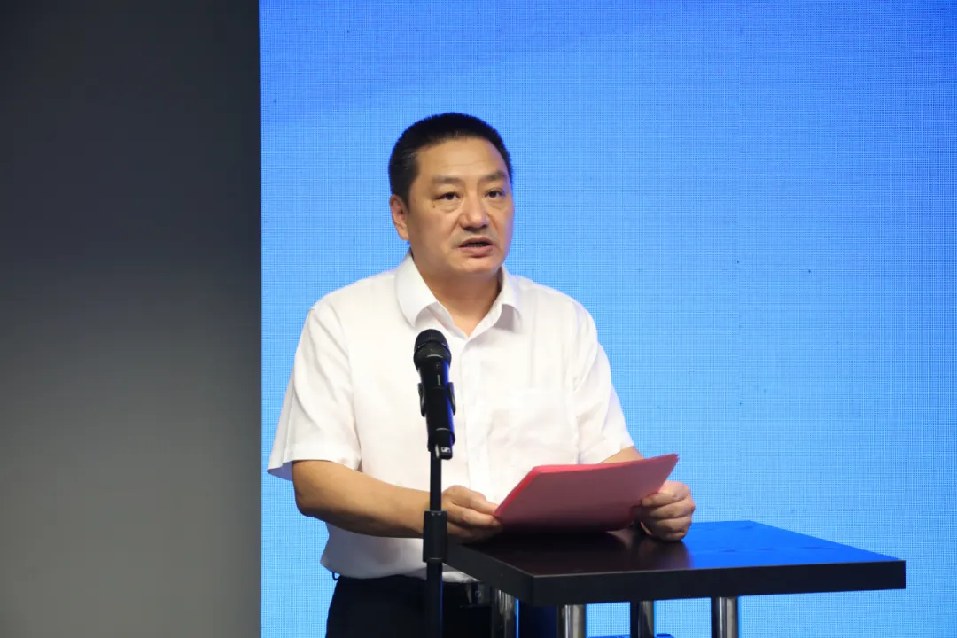 2024中国家具协会质量标准专业委员会年会在上海召开(图4)