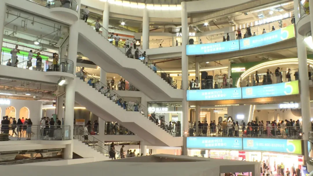 第46届国际龙家具展览会和第36届亚洲国际家具材料博览会开幕(图8)