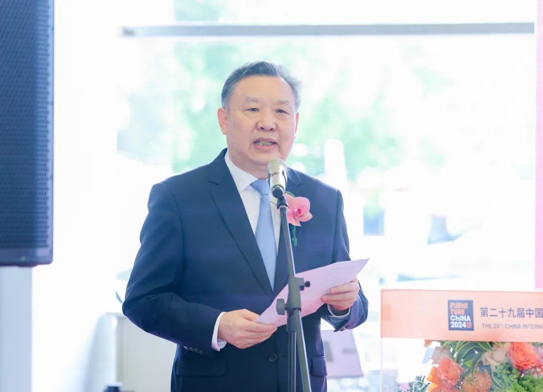 第二十九届中国国际家具展览会和2024摩登上海时尚家居展盛大开幕(图3)