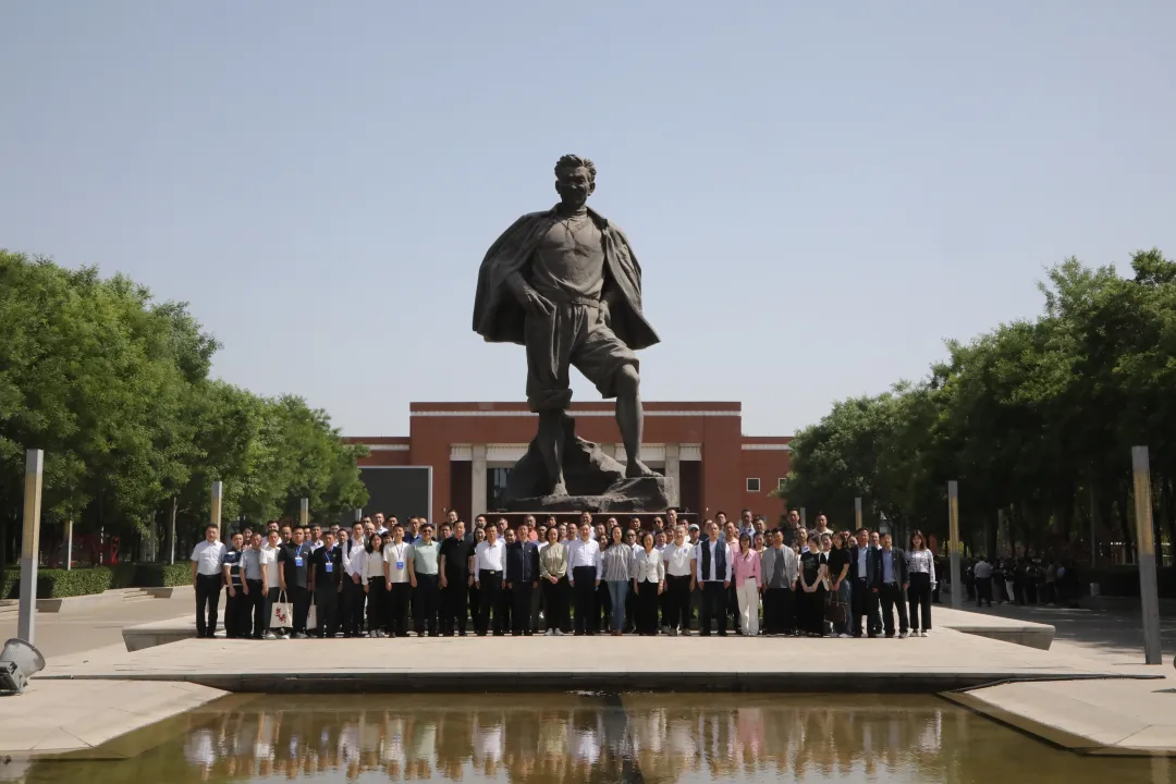 数质双升 品效共赢——2024年中国家具协会常务理事会议成功召开(图15)