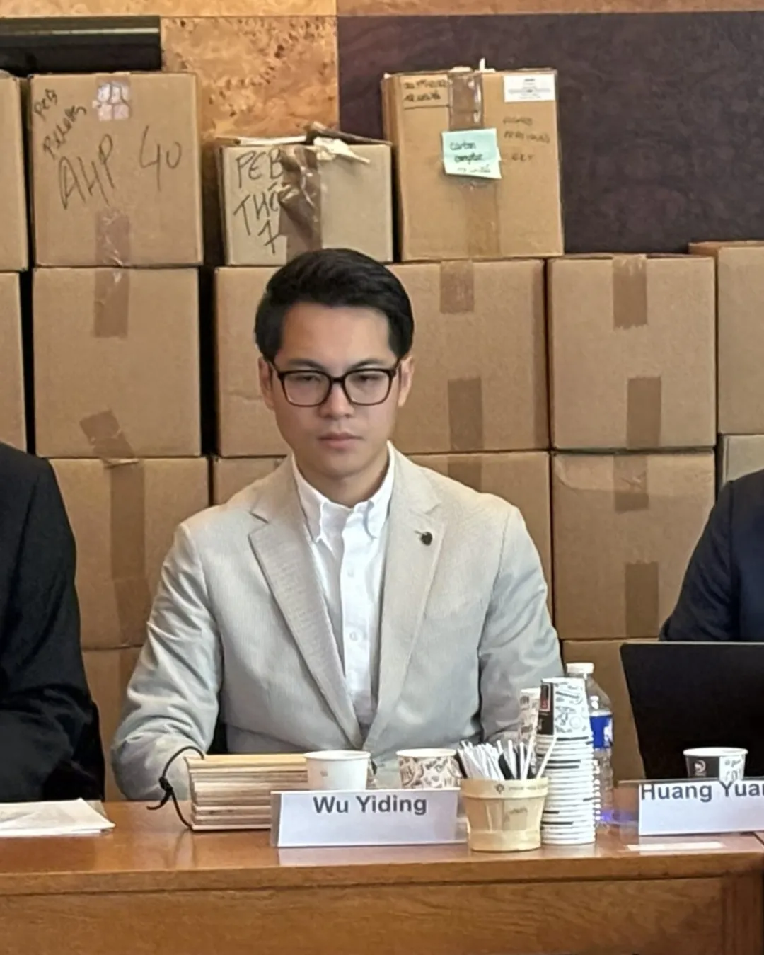 世界家具联合会主席、中国家具协会理事长徐祥楠一行拜访法国木业协会(图22)