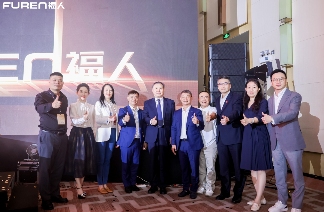 徐祥楠理事长参观中国家博会（广州）二期办公商用展、设备配料展(图6)