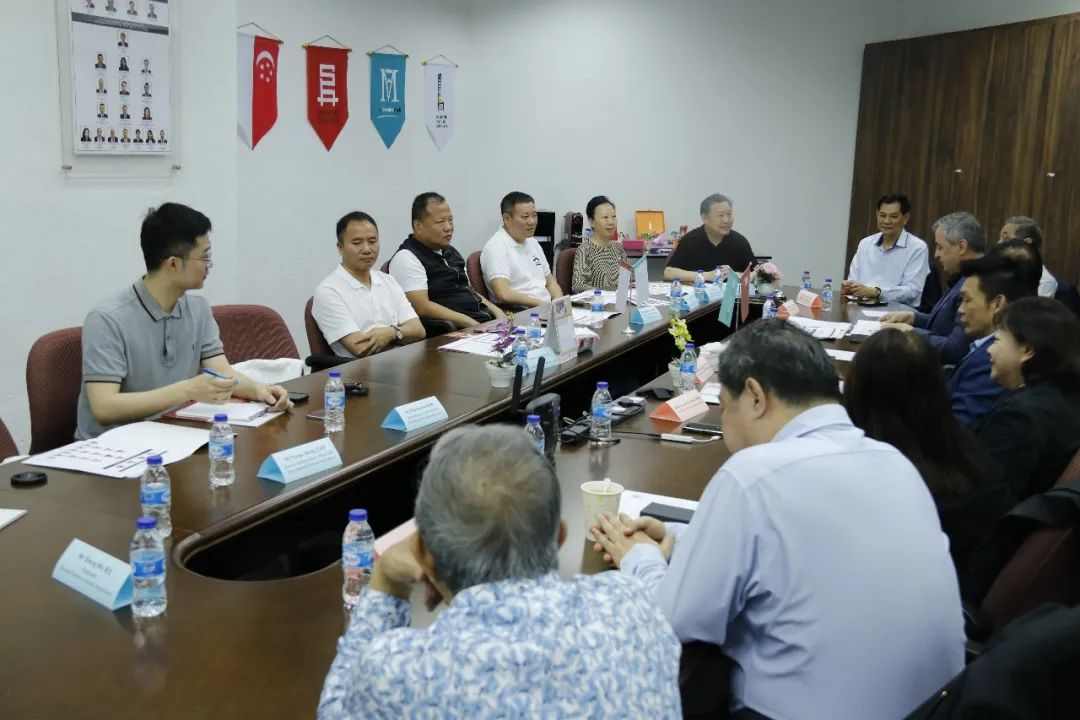 世界家具联合会主席、亚洲家具联合会会长、中国家具协会理事长徐祥楠一行考察亚洲家具产业(图4)