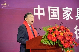 徐祥楠理事长调研崇州市家具产业并出席崇州市家具行业商会三周年庆典(图3)