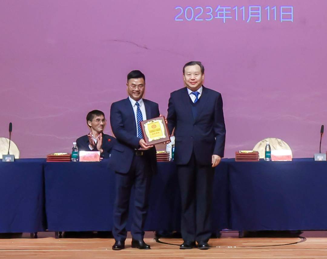 东部家具行业商（协）会第二次会员大会、海安市现代家具产业集群高质量发展推进大会成功举办(图2)