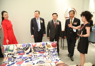 第二十八届中国国际家具展览会和2023摩登上海时尚家居展盛大开幕(图10)