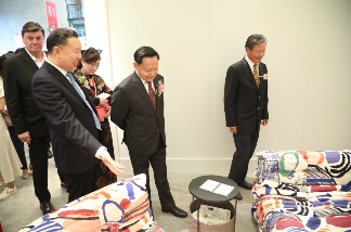 第二十八届中国国际家具展览会和2023摩登上海时尚家居展盛大开幕(图9)