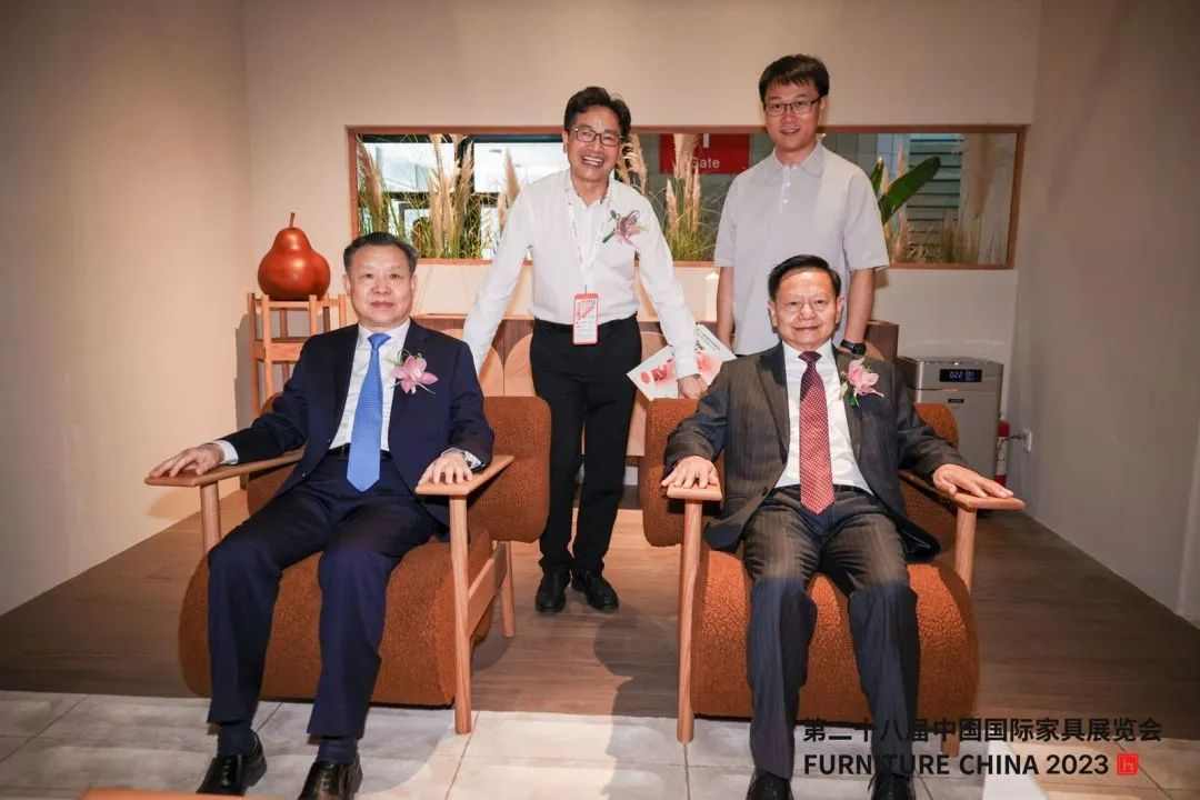 第二十八届中国国际家具展览会和2023摩登上海时尚家居展盛大开幕(图13)