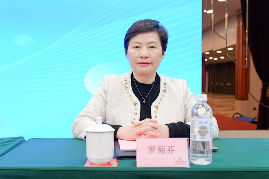 全国家具行业标准化工作会暨全国家具标准化技术委员会第四届二次全体委员会议在上海顺利召开(图7)