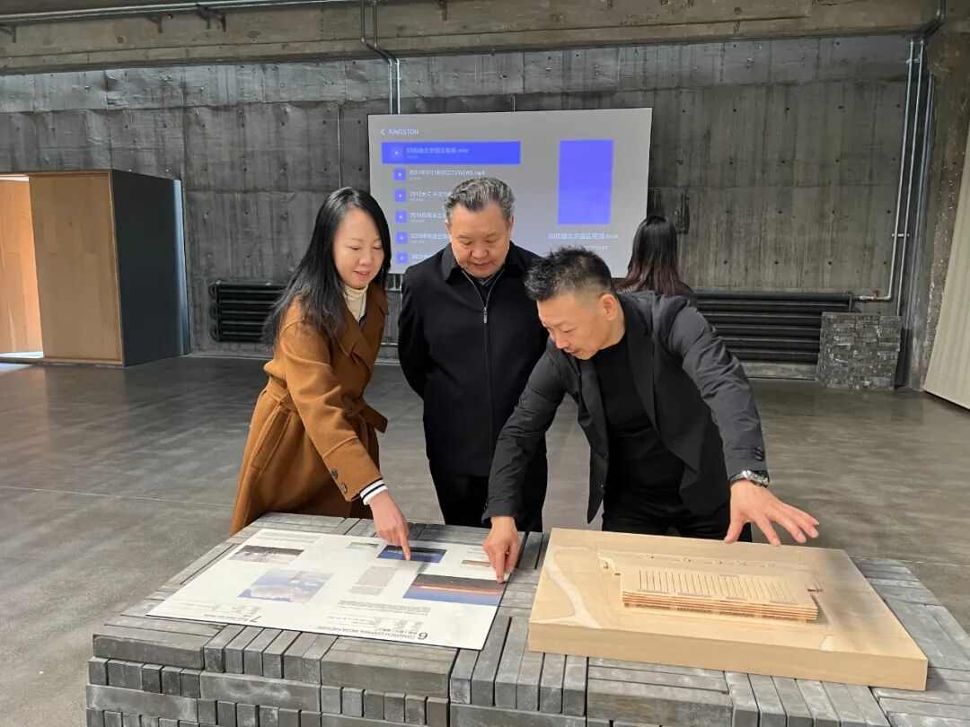 徐祥楠理事长一行调研锐驰（北京）研发园区(图4)