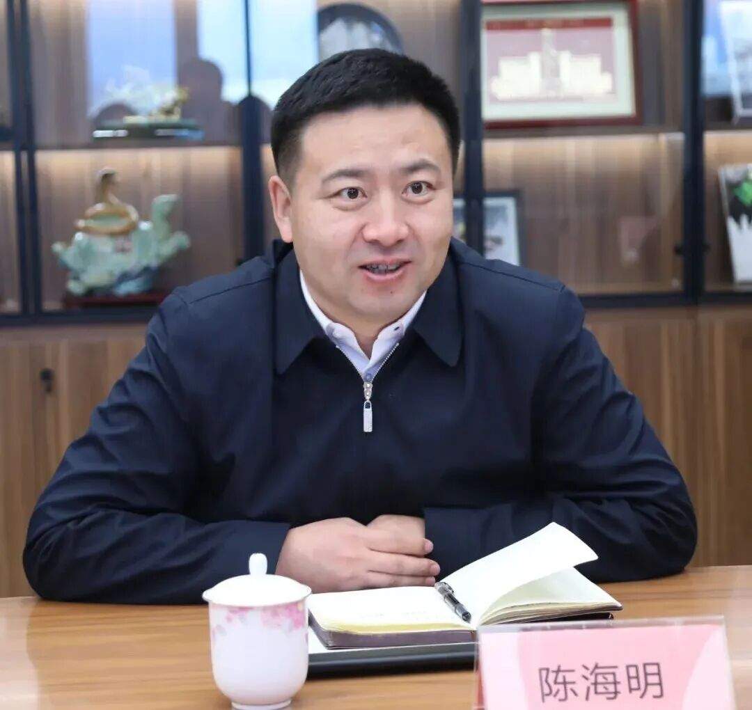 徐祥楠理事长会见德州市政府党组成员、副市长陈海明一行(图3)